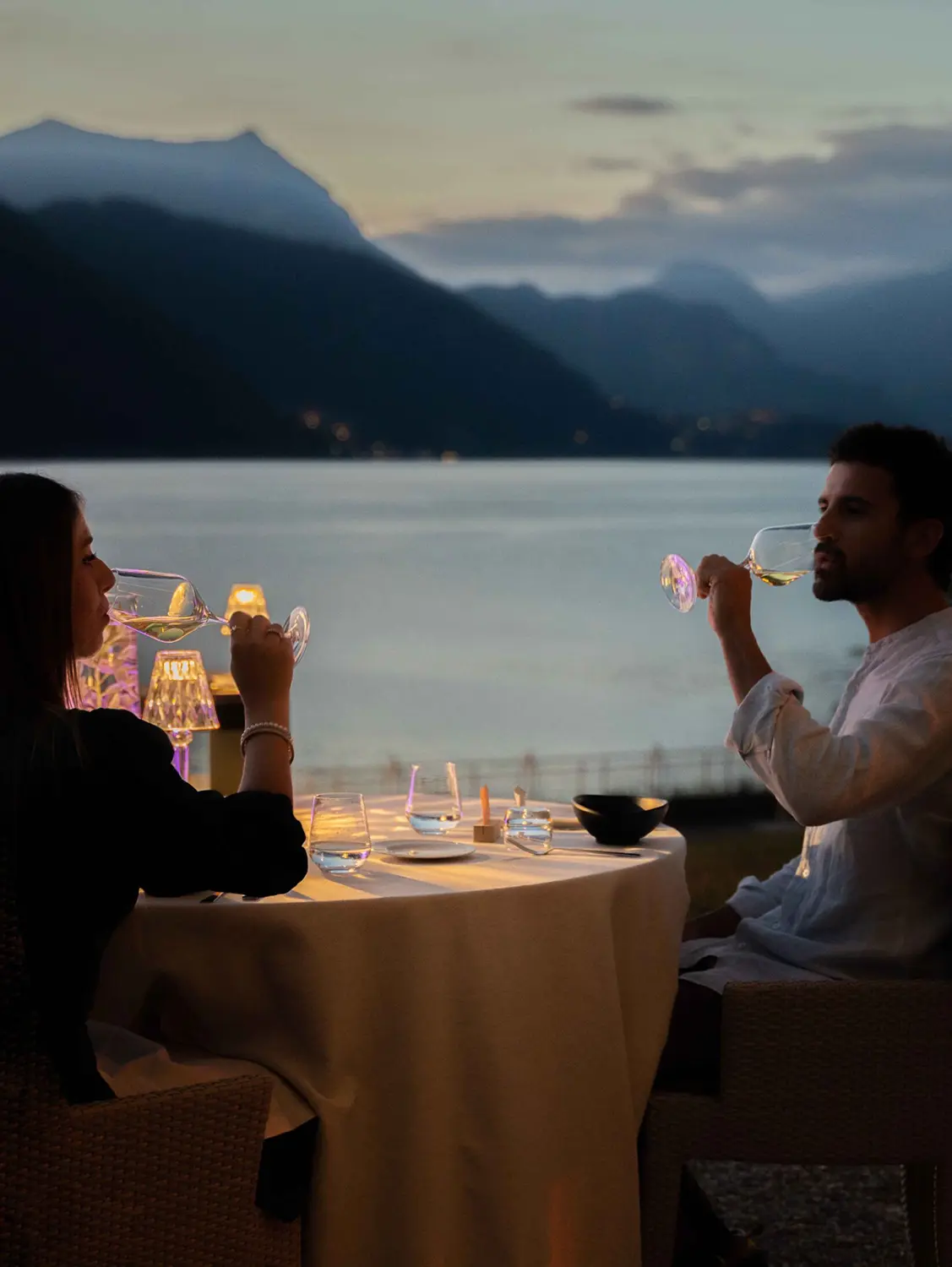 cena_romantica_vista_lago_como_per_due_amandus_ristorante_stellato_gourmet