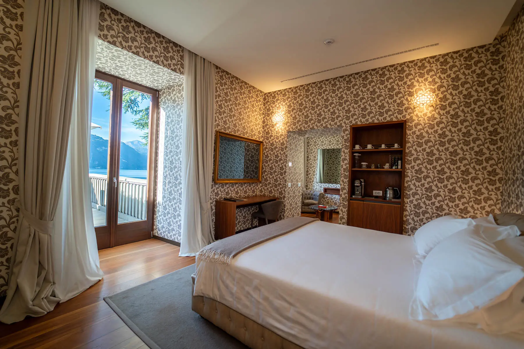 varenna_villa_lario_resort_italia_lusso_luxury_hotel_summer_holiday