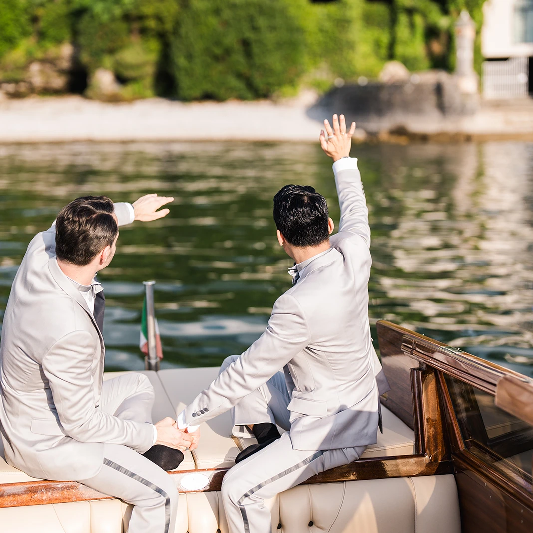 boat_ride_exclusive_wedding_como_lake_low
