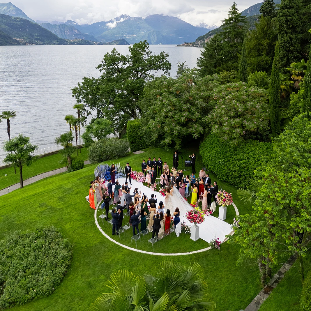 location_venue_romantic_event_wedding_low