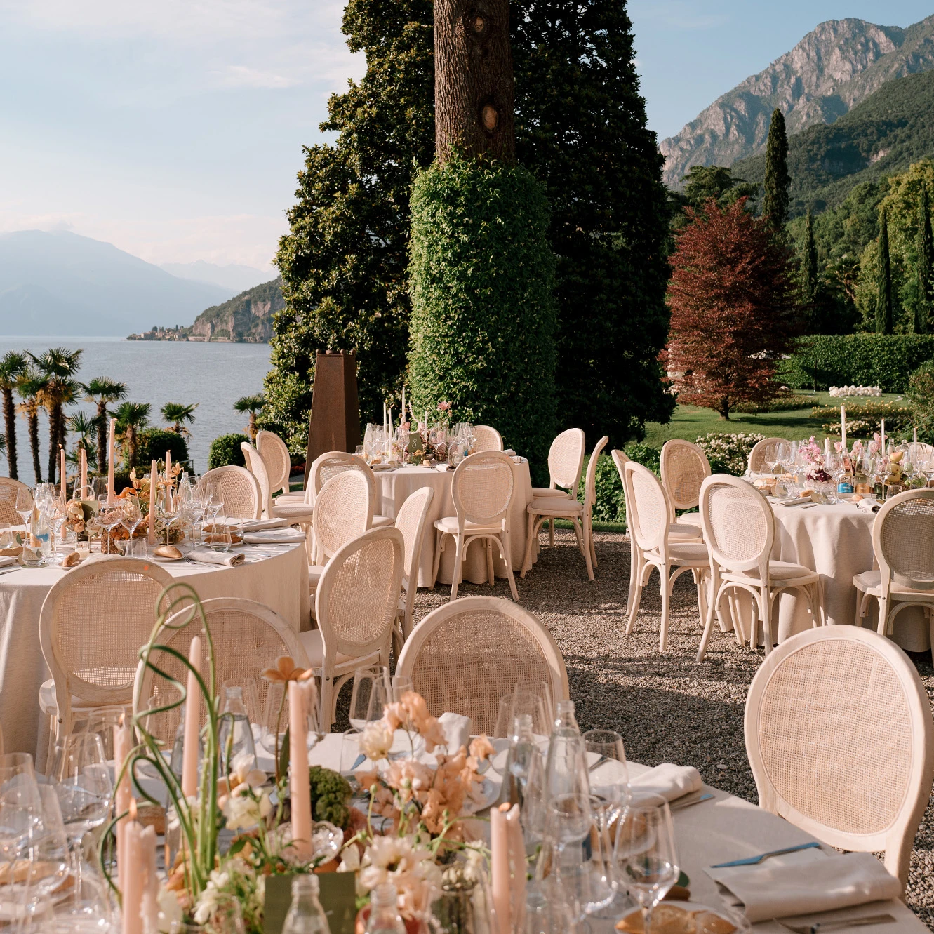 outside_matrimonio_pranzo_elegante_villa_lario_resort_low