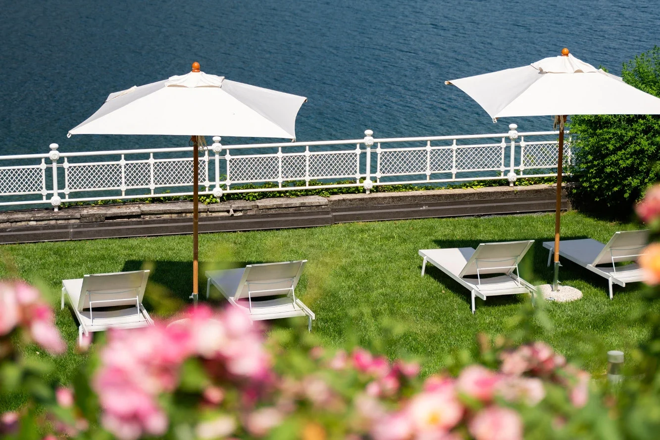 sunbeds_lake_como_rela_villa_lario_resort_low