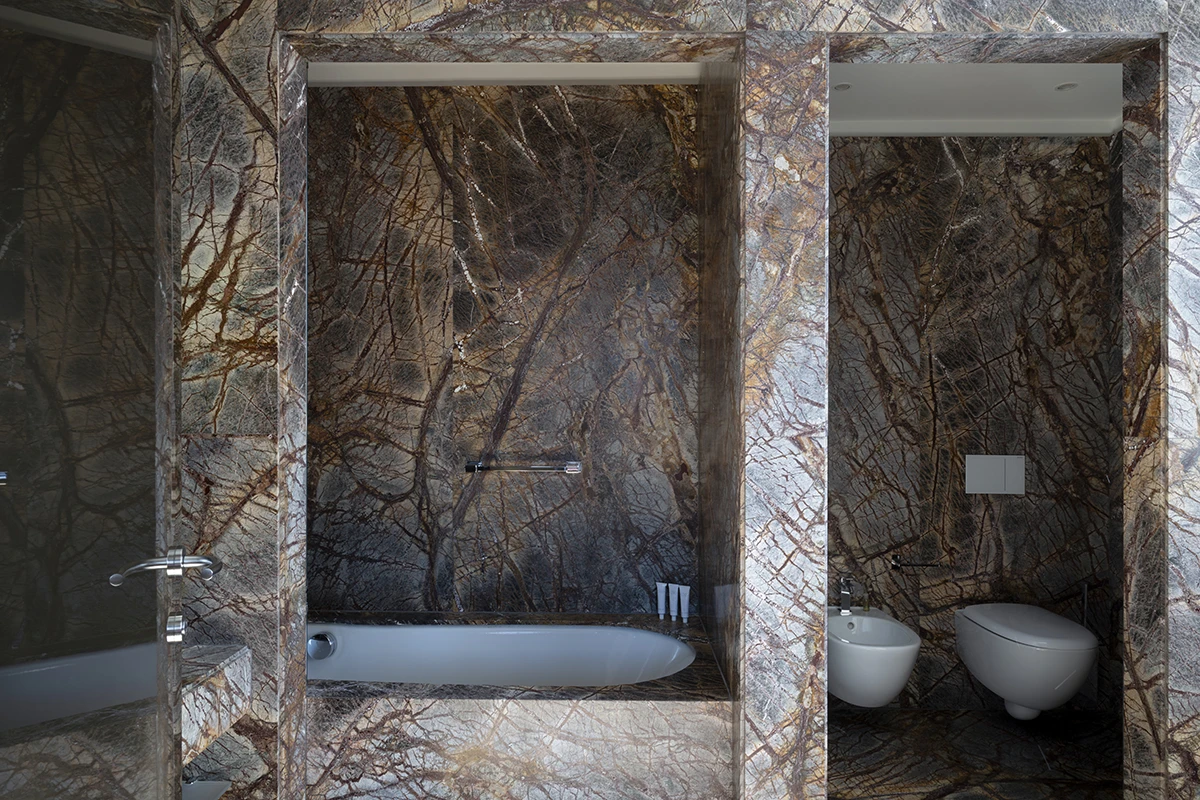 bellagio_suite_bathroom_villa_lario_resort_luxury