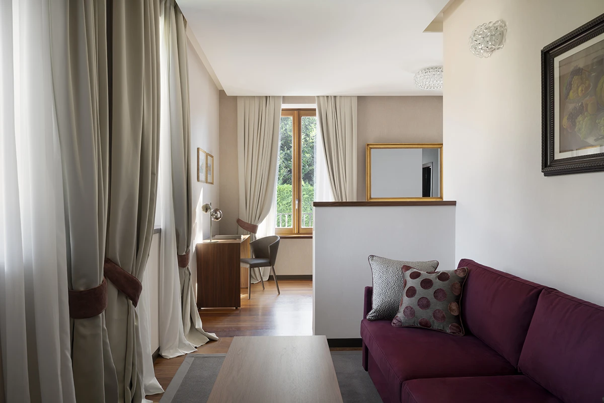 dervio_suite_villa_lario_resort_como_lake