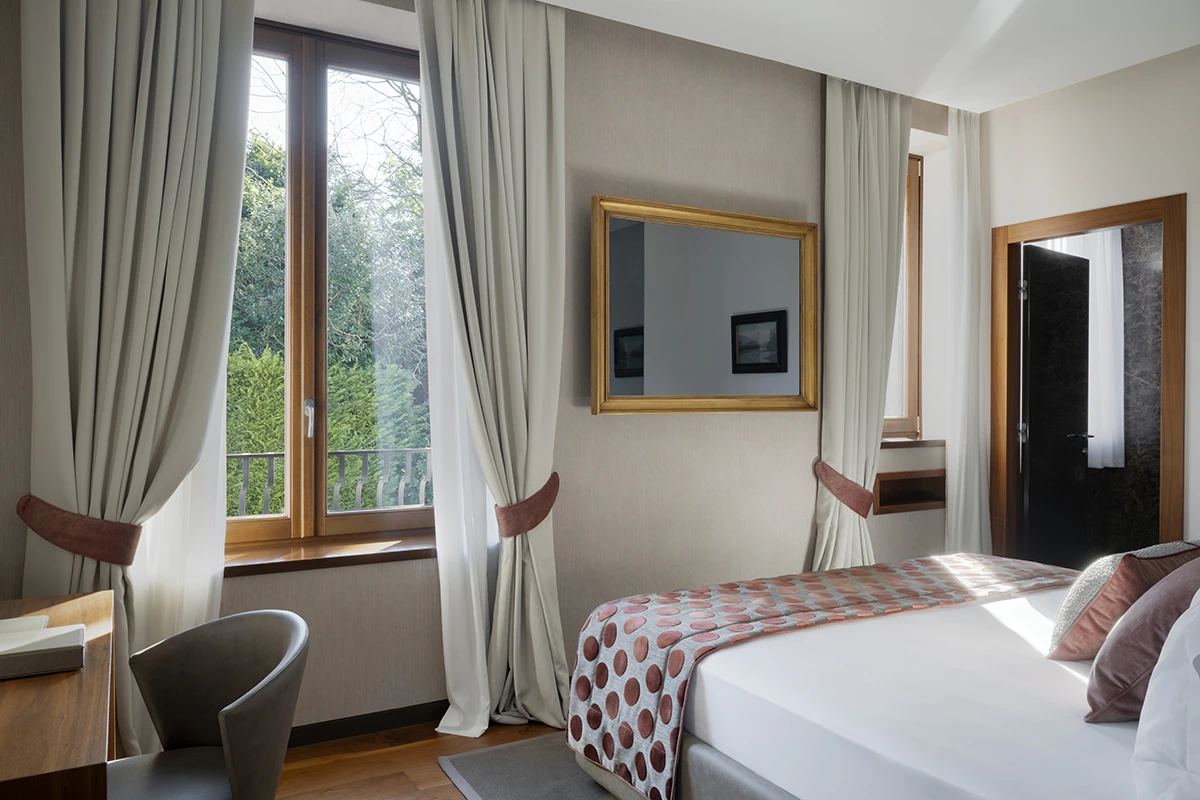 dervio_suite_villa_lario_resort_view