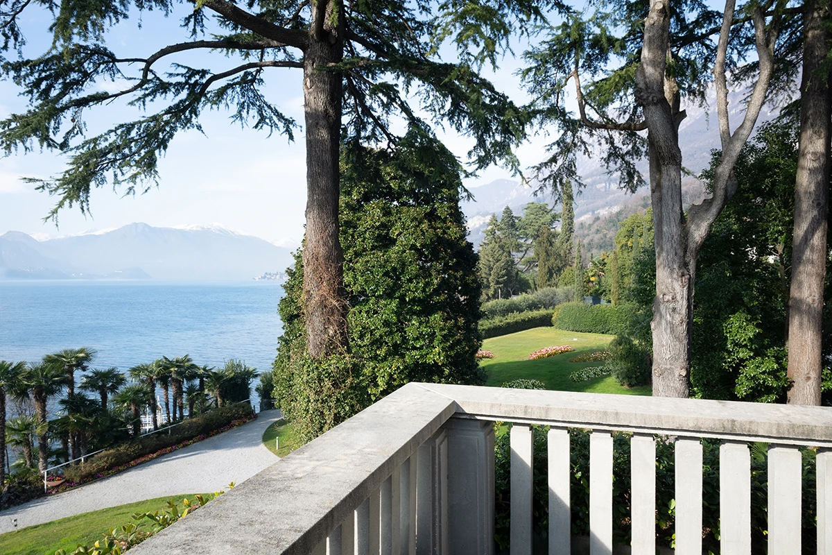 varenna_suite_villa_lario_resort_luxury_balcony_view
